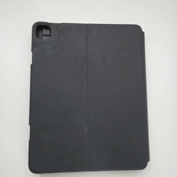 Logitech Slim Folio Pro iPad Pro 12.9 3rd 4th Gen Keyboard Case Backlit Bluetoot